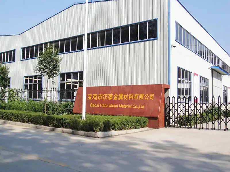 Hanzhen metal factory gate.jpg